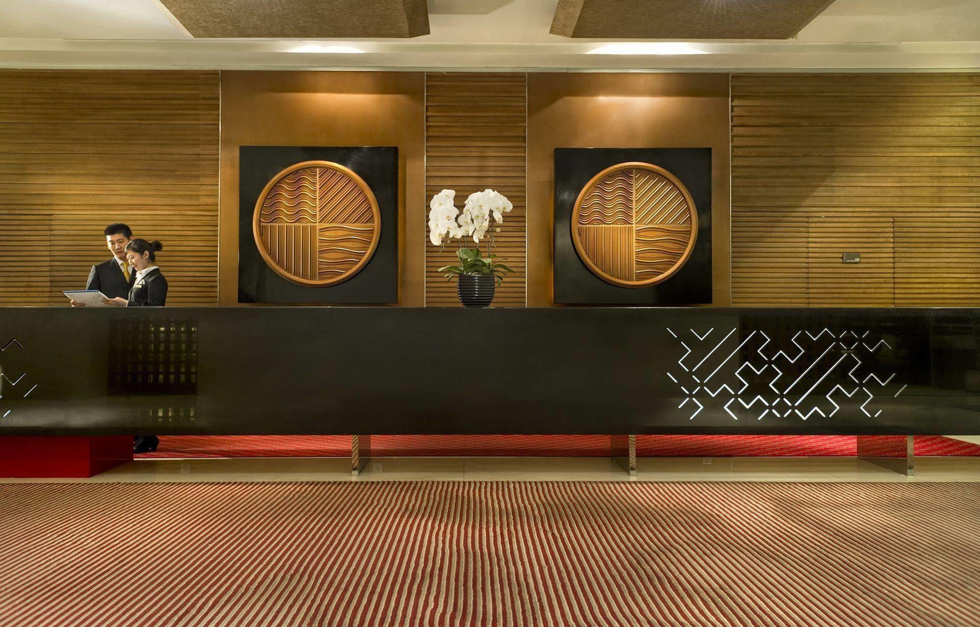 Hotel Nikko Tianjin Luaran gambar The lobby of the hotel